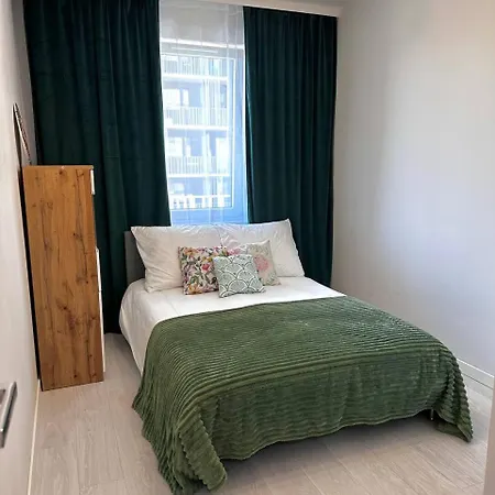 Blisko Dworca Zachodnia, Miejsce Parkingowe W Cenie Apartment *