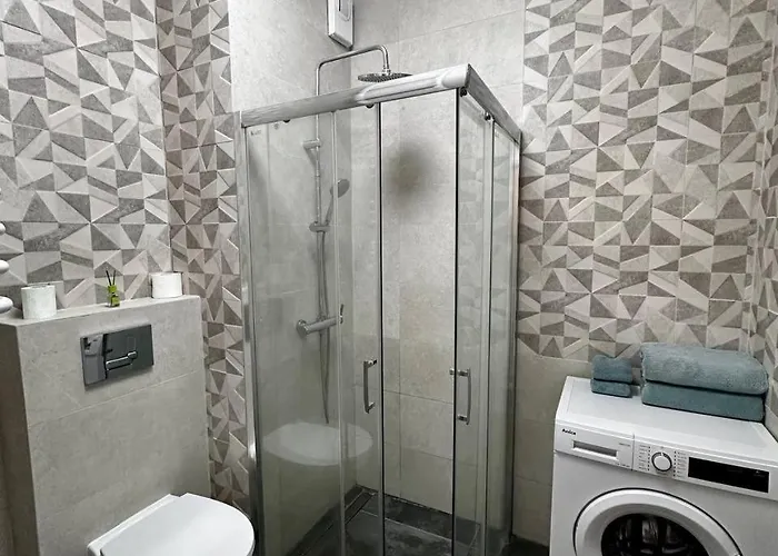 Blisko Dworca Zachodnia, Miejsce Parkingowe W Cenie Warszawa