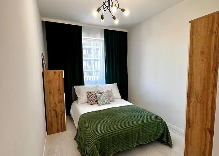 Blisko Dworca Zachodnia, Miejsce Parkingowe W Cenie